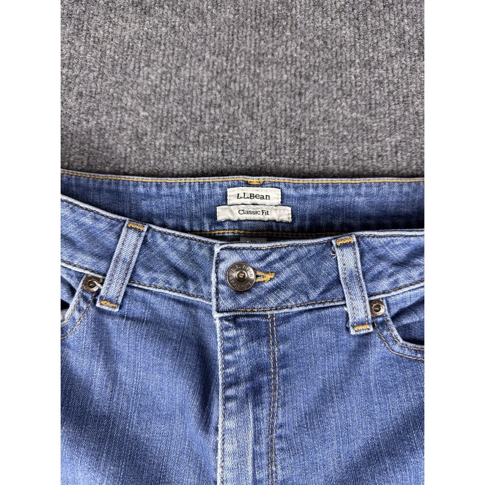 LL Bean Women Jeans Classic Fit Straight Blue Denim Size 10 - Picture 2 of 11